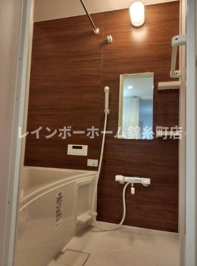 リーブルファイン足立区西新井の浴室