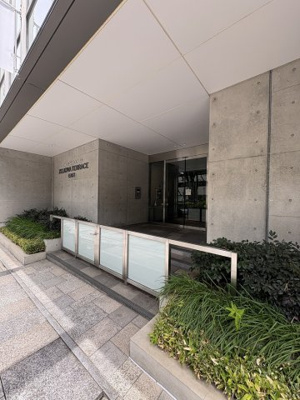 【エントランス】 | 表参道ヒルズゼルコバテラスE