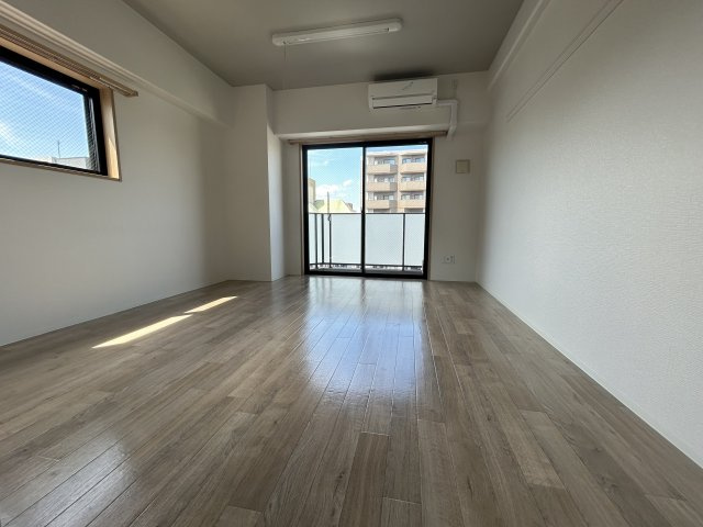 【居間・リビング】Kyowa residence Koami