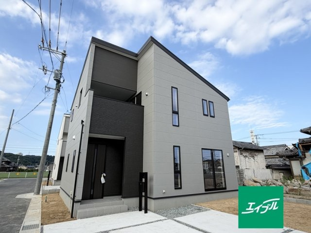 【外観】 | リーブルガーデン倉敷連島町鶴新田第19 (全5棟) | 並列2台駐車可能です！