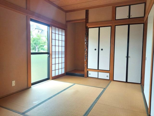 宝塚市口谷西3丁目一戸建の和室|1階和室約6帖