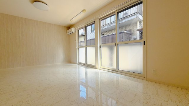 タウンコート31の洋室