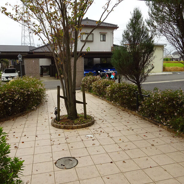 L Abriの庭