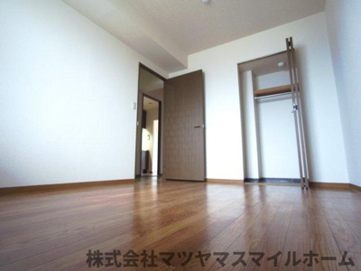 【寝室】 | サンフォレスト