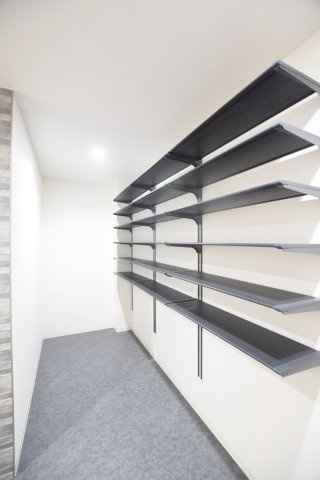 新潟市中央区古町通十番町の収納