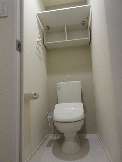 足立区綾瀬４丁目の賃貸マンションのトイレ|トイレ