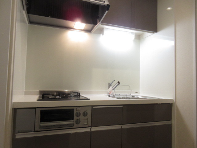 足立区綾瀬４丁目の賃貸マンションのキッチン|システムキッチン