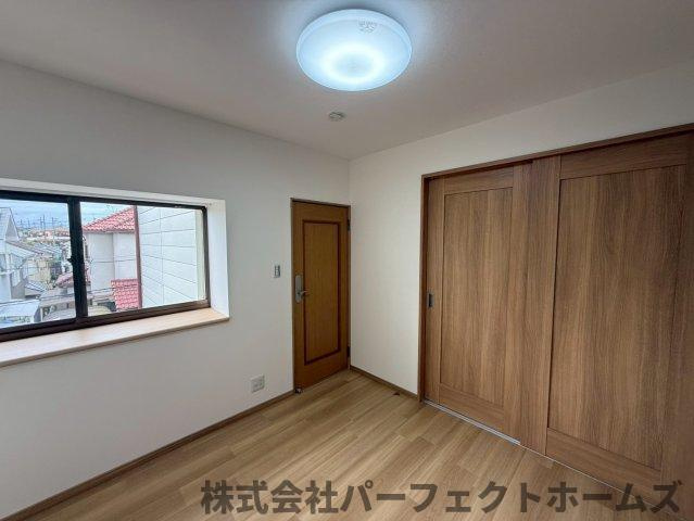 長尾元町7丁目連棟の洋室|コンパクトで使いやすい洋室です