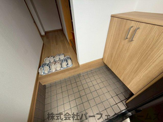 長尾元町7丁目連棟の玄関|きれいな玄関です
