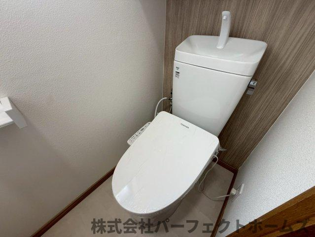 長尾元町7丁目連棟のトイレ|コンパクトで使いやすいトイレです