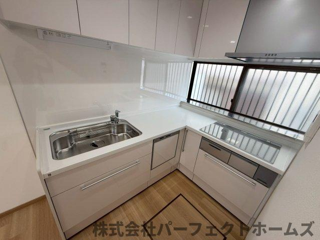 長尾元町7丁目連棟のキッチン|お料理しやすいキッチンです