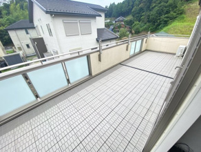 【バルコニー】