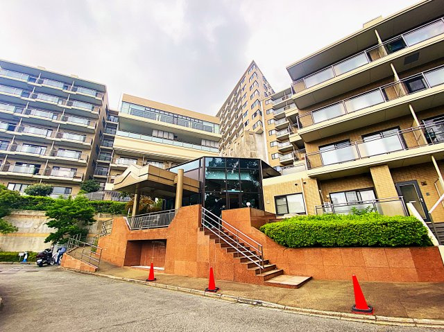 サニークレスト伊東の外観