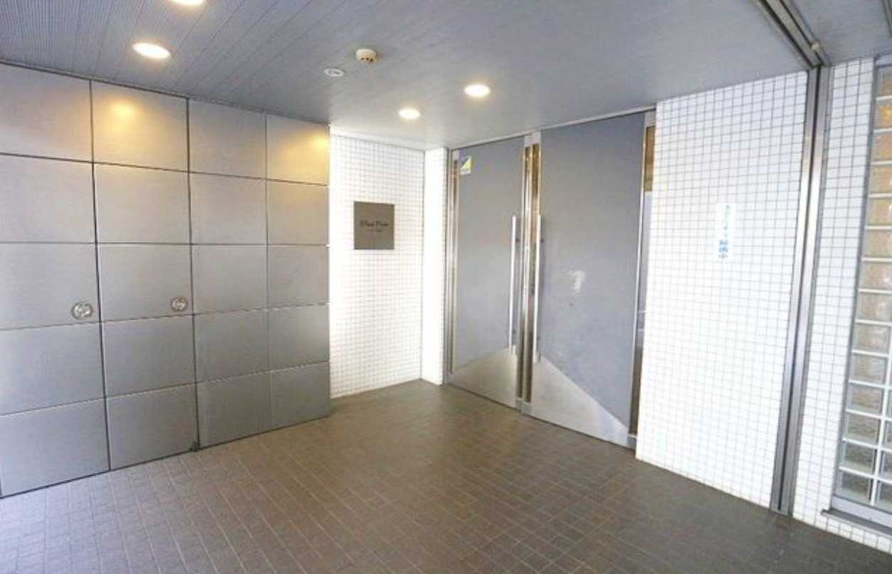 エルフレア駒沢　駅徒歩1分　駅直結　LUUP　のロビー