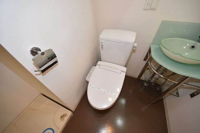 セレニテ上町台北館のトイレ