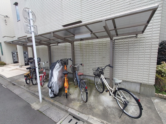 イル ソーレのその他共用部分|★屋根付き駐輪場★