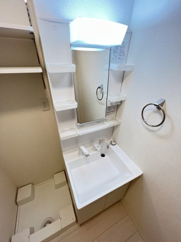 セレスティア南田中の洗面所