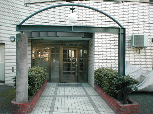 アルテハイム小岩のエントランス