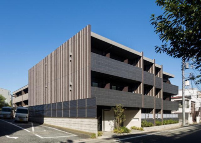 【外観】 | ブライズ中野江古田 | 鉄筋コンクリート造のがっちりとした建物。