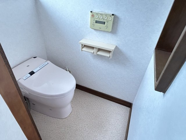 吉田　中古住宅のトイレ|リフォーム工事中