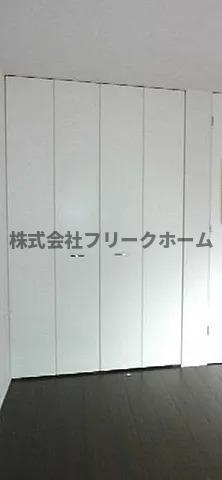 武蔵野市吉祥寺南町３丁目のアパートの収納