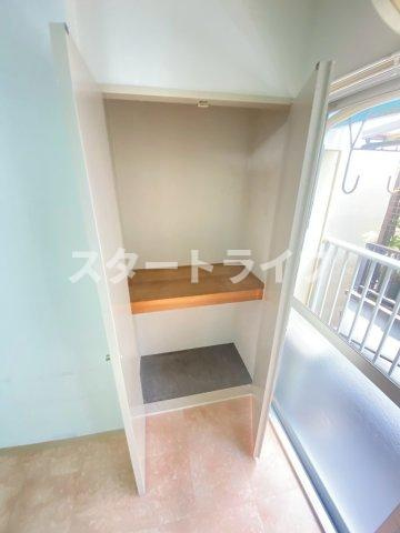 大阪市淀川区東三国１丁目の賃貸マンションの収納