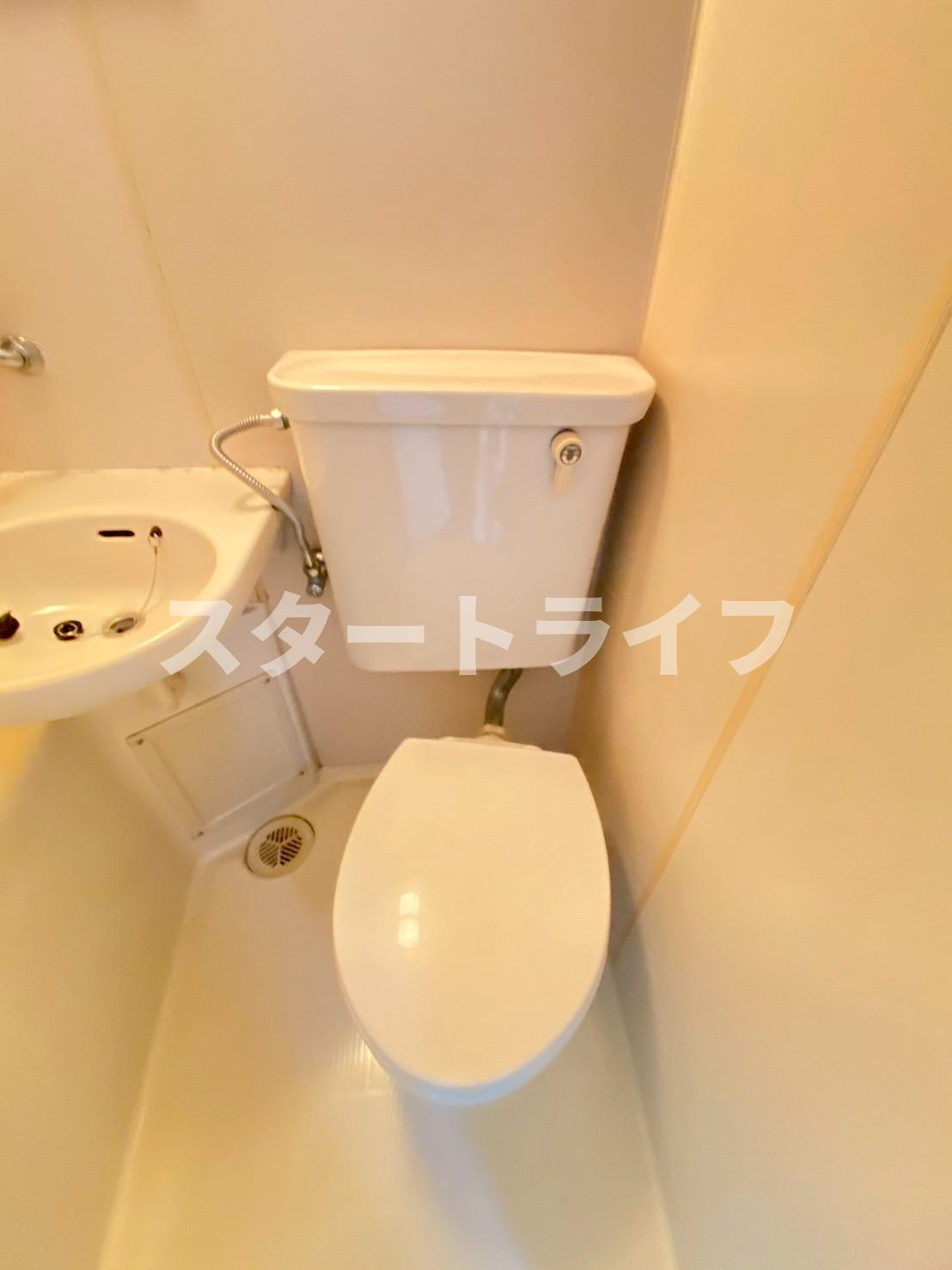大阪市淀川区東三国１丁目の賃貸マンションのトイレ