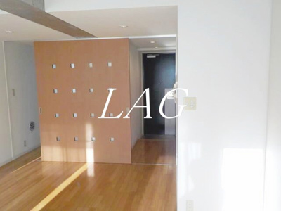 【居間・リビング】 | アリア幕張 | 洋室のお部屋です。