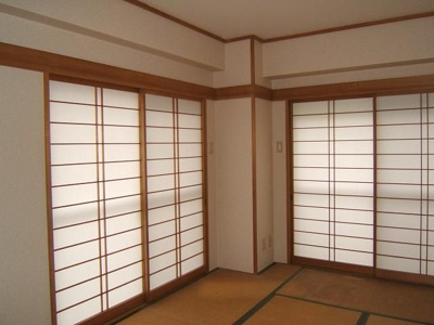 【和室】 | ロイヤルグレース | 明るい和室です