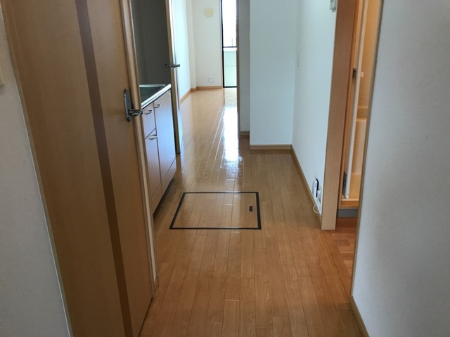 グランデアマールの内装|廊下