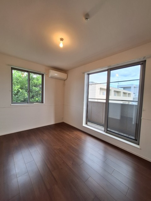 Ｅｘｃｅｌ　Ｃｏｕｒｔ　Ａの洋室|★キレイなフローリングのお部屋です★