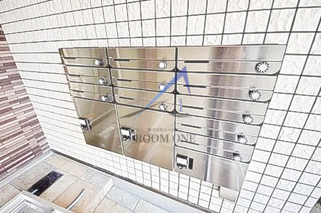 ペルソナ横浜のその他共用部分|集合ポストです。