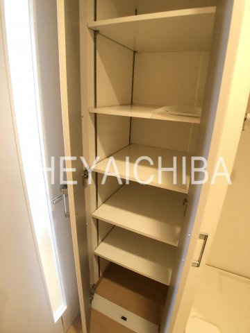 シナノレジデンスの収納|廊下収納