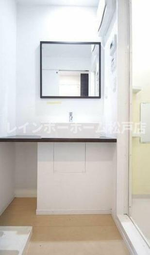 グレーシア草加の洗面所|洗面所です