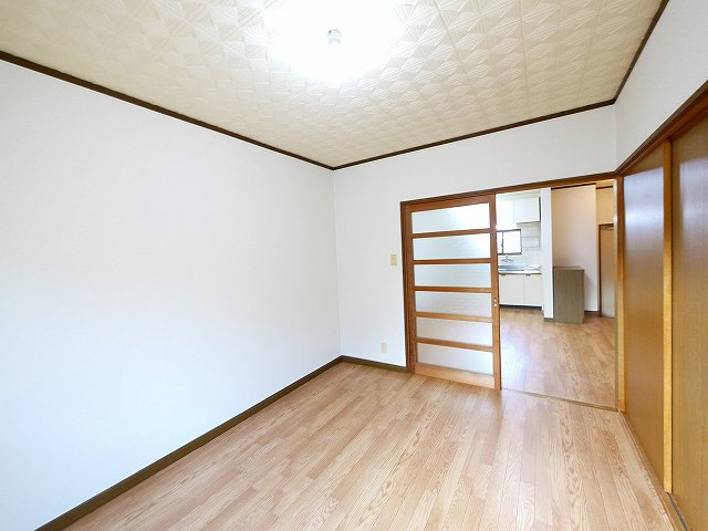 プラスパー豊井Ⅰの洋室|きれいな洋室です