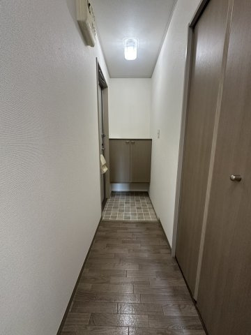 操山ハイツの玄関
