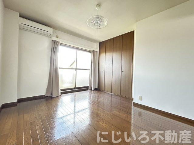 シティハイツヤマフジの寝室