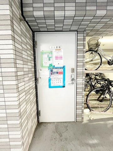 横浜市港北区新横浜１丁目の賃貸マンションのその他共用部分|敷地内ゴミ置き場あり♪