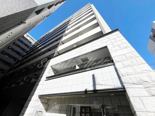 横浜市港北区新横浜１丁目の賃貸マンションの外観
