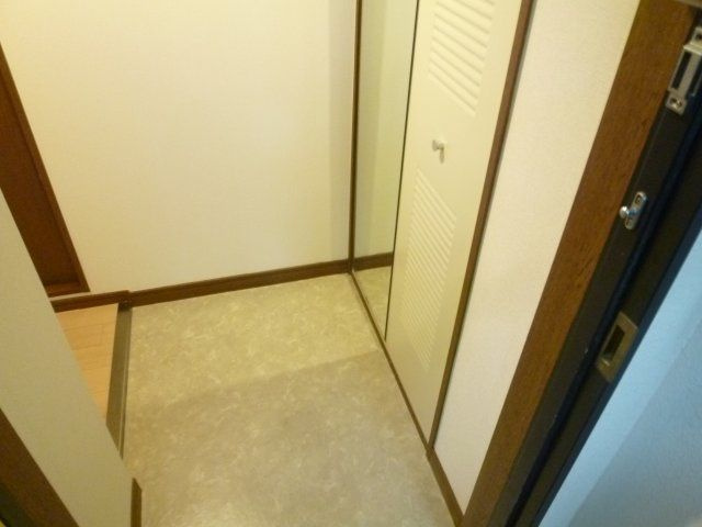 難波パークハウスの玄関