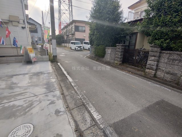 【前面道路含む現地写真】の画像