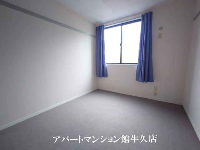 レオパレスウォーターレイⅡの寝室