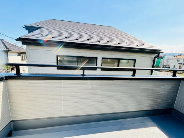 あきる野市上代継　分譲住宅　2号棟のバルコニー|2階6.5帖洋室