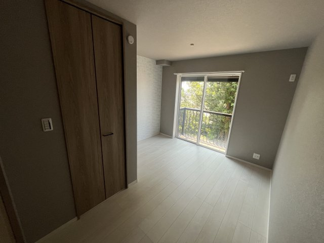 GRANDE MAISON上の丸の洋室