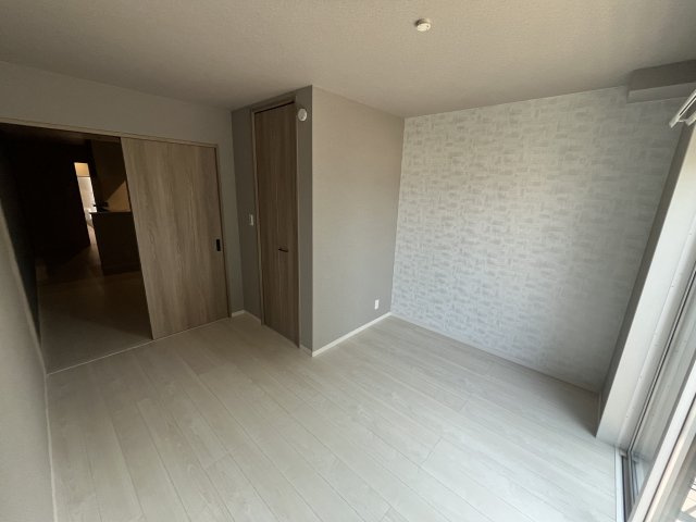 GRANDE MAISON上の丸の洋室