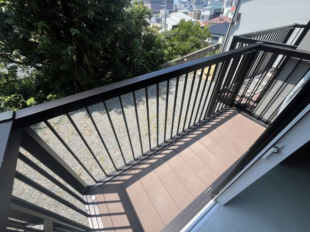 GRANDE MAISON上の丸のバルコニー