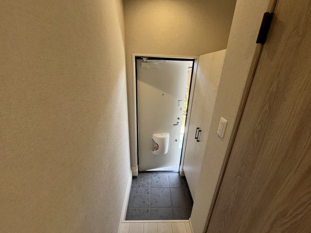 GRANDE MAISON上の丸の玄関