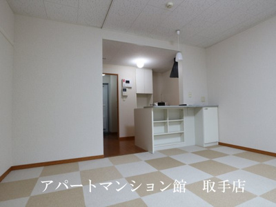 【居間・リビング】 | レオパレスノーブルシャトー