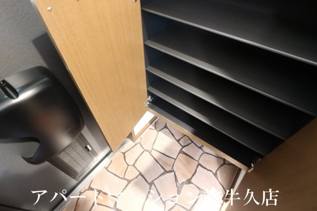 ブルースカイの収納|シューズボックス
