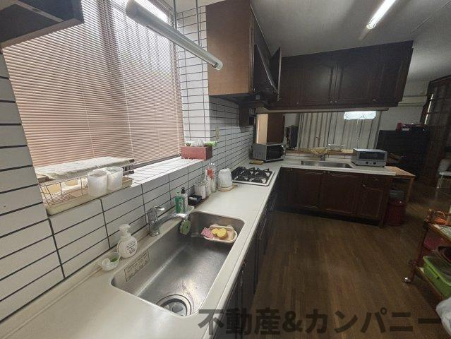 松山市衣山5丁目の中古戸建のキッチン|きれいなキッチンです